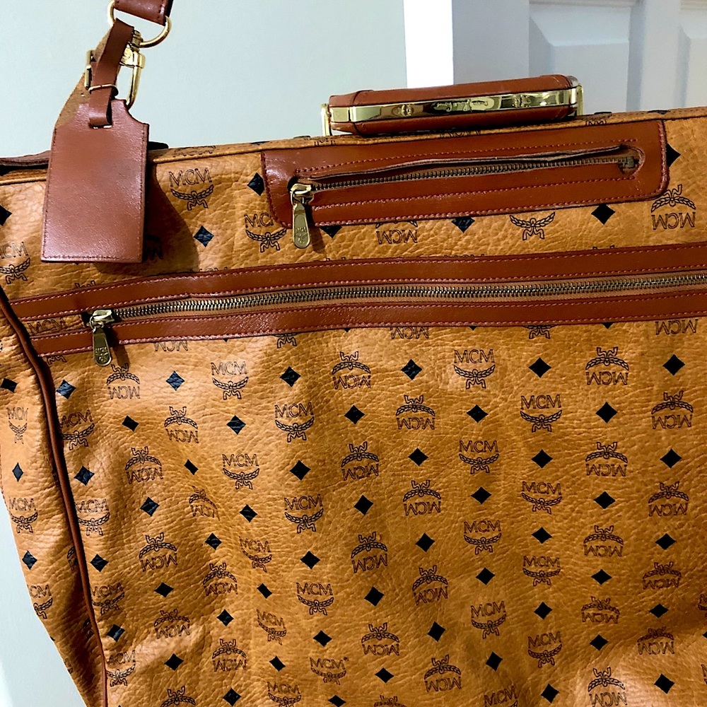 Travel bag - Picture 10 of 13